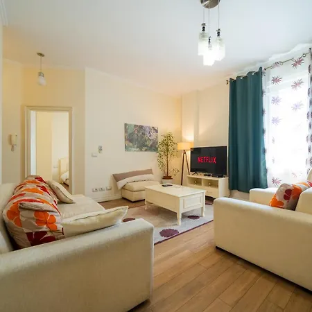 Apartment Prestigious Spacious Historical In Center