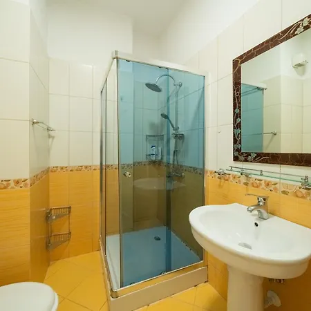 Apartment Prestigious Spacious Historical In Center